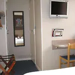 De 酒店 2*